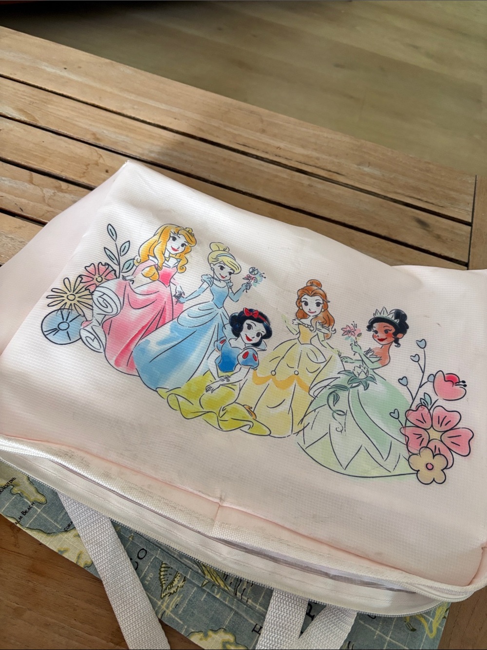 🍓 J.L Childress Disney Princess travel bag